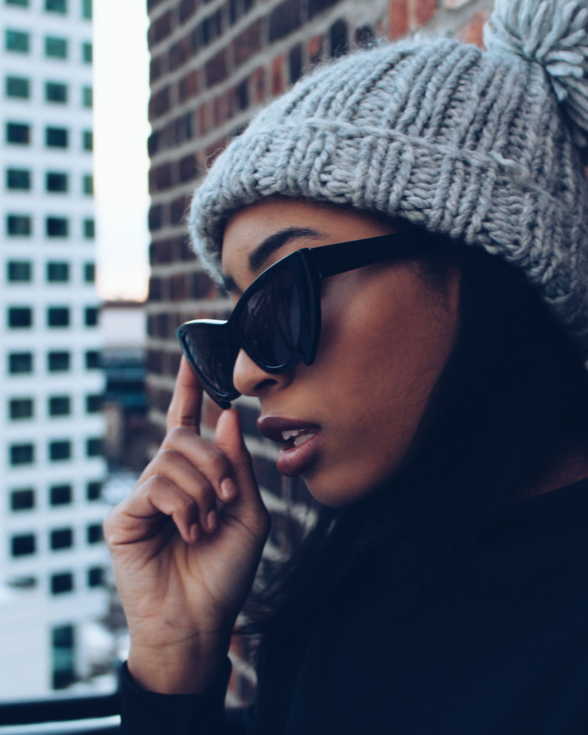 FAKBYFAK Fashion sunglasses Black Mantis Model 2. Black Code: 02/02/01