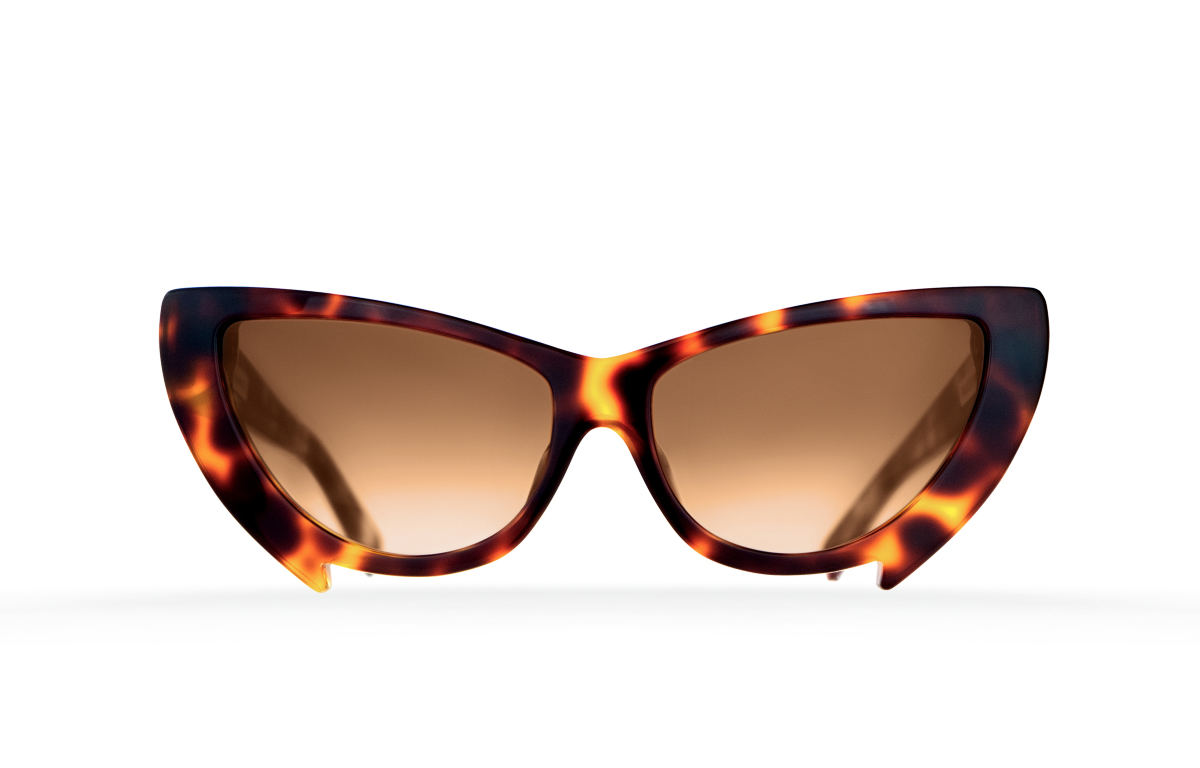 FAKBYFAK Fashion sunglasses Black Mantis Model 2. Tortoise Code: 02/02/02