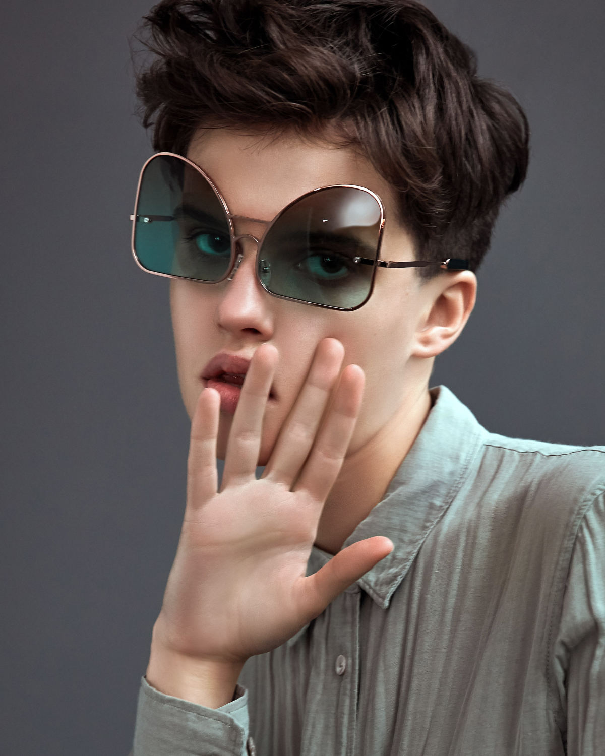 FAKBYFAK Fashion sunglasses Inverted mint chocolate gradient lenses aviator Model 2. Golden metal frame Code: 07/02/01