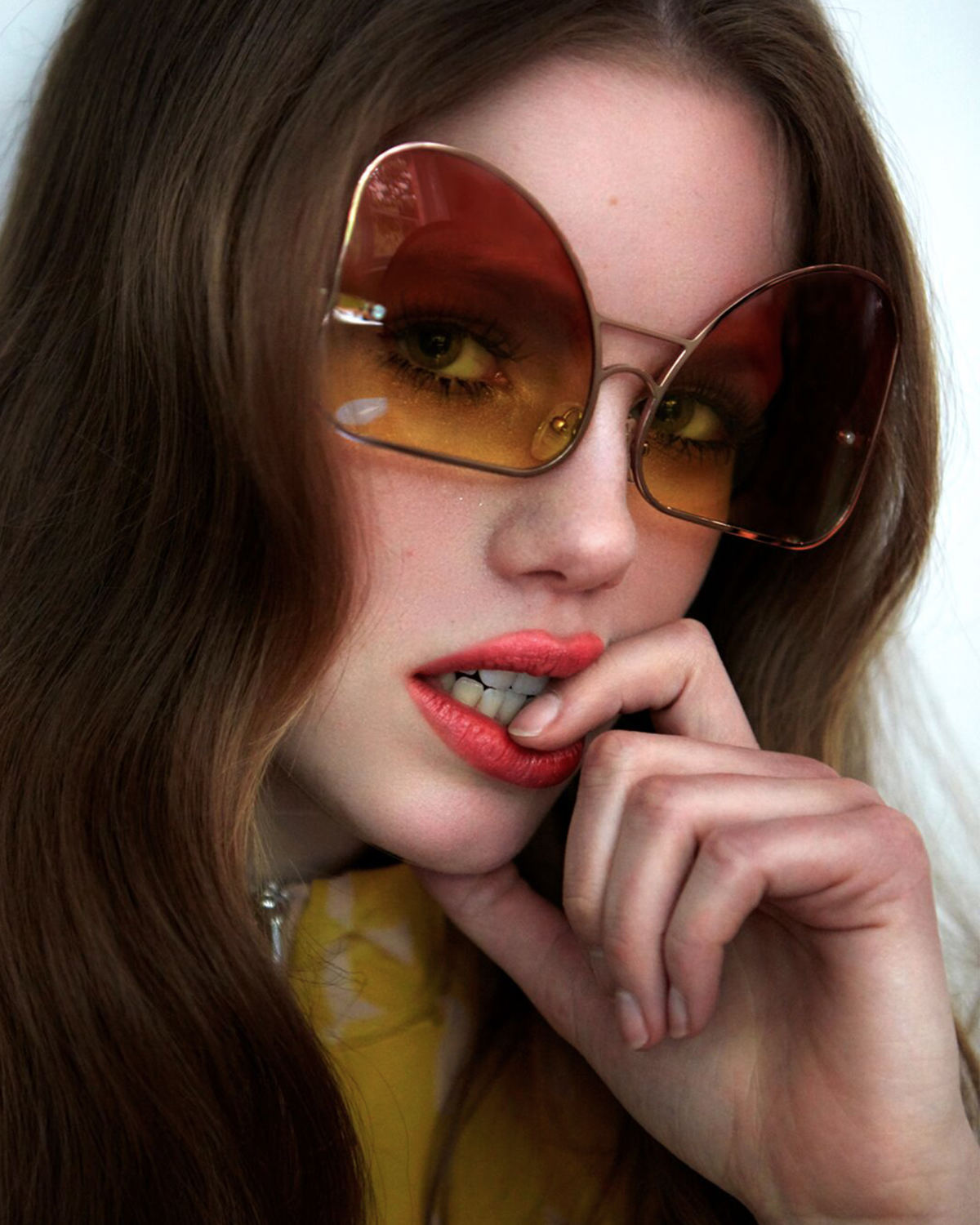 FAKBYFAK Fashion sunglasses Inverted yellow gradient lenses aviator Model 2. Golden metal frame Code: 07/02/02