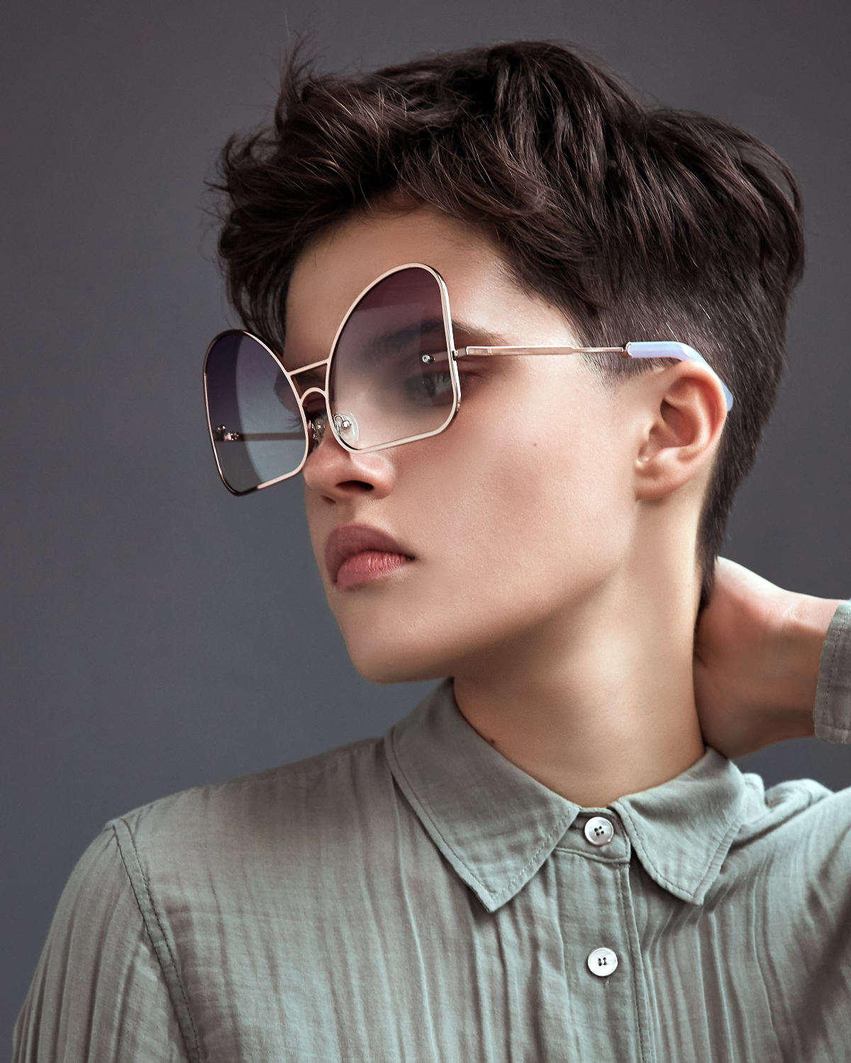 FAKBYFAK Fashion sunglasses Inverted blue chocolate gradient lenses aviator Model 2. Golden metal frame Code: 07/02/03