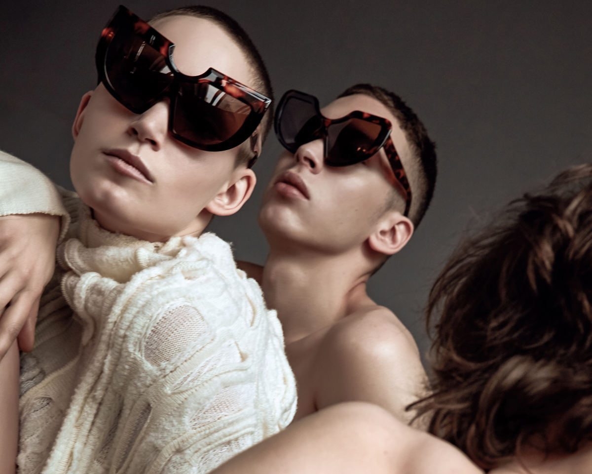 FAKBYFAK Fashion sunglasses Circumstellar Model 1. Tortoise Code: 05/01/02