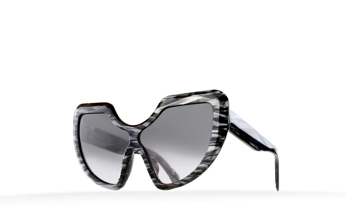 FAKBYFAK Fashion sunglasses Circumstellar Model 1. Silver Venus Code: 05/01/03