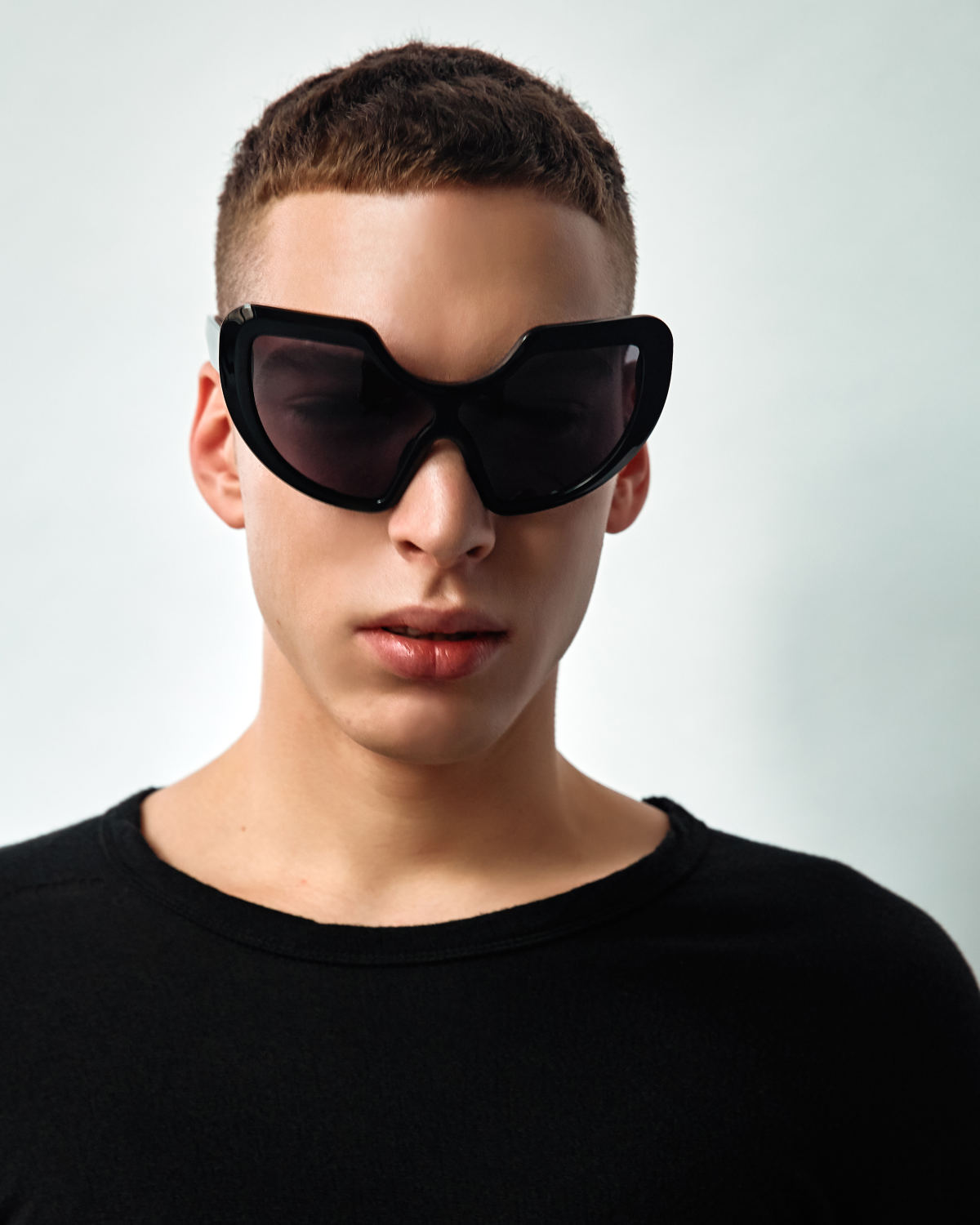 FAKBYFAK Fashion sunglasses Circumstellar Model 1. Black Code: 05/01/06