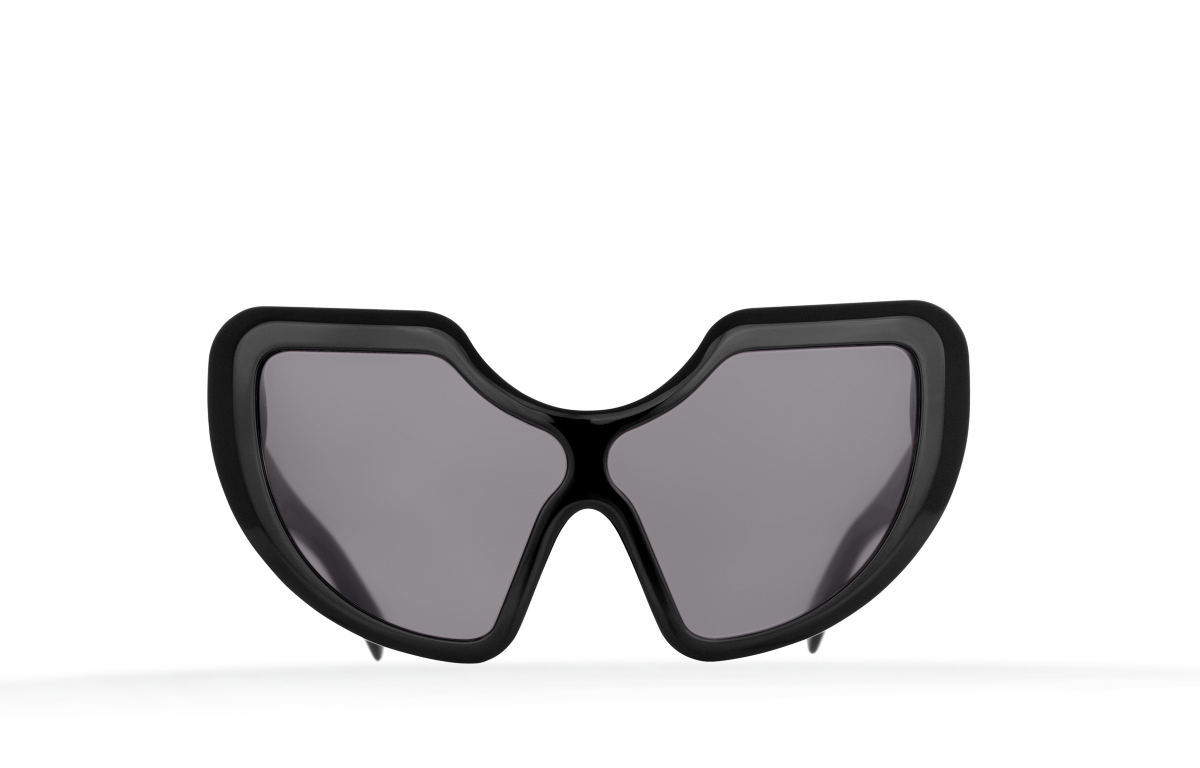 FAKBYFAK Fashion sunglasses Circumstellar Model 1. Black Code: 05/01/06