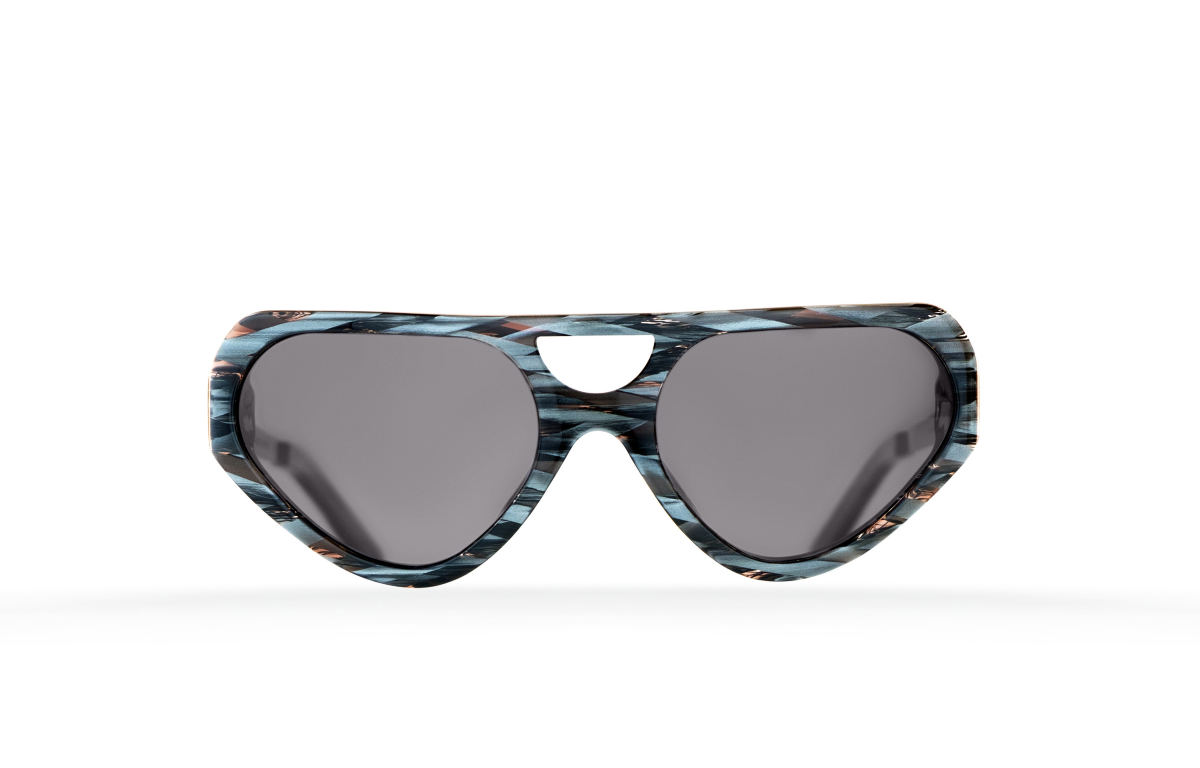 FAKBYFAK Fashion sunglasses Cyber Limbo Model 1. Silver Venus Code: 04/01/03