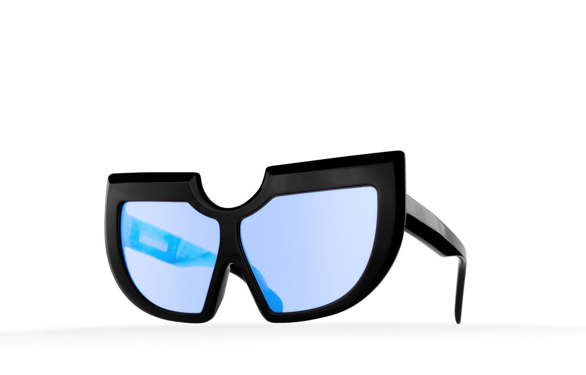 FAKBYFAK Fashion sunglasses Circumstellar Model 2. Black Violet Code: 05/02/01