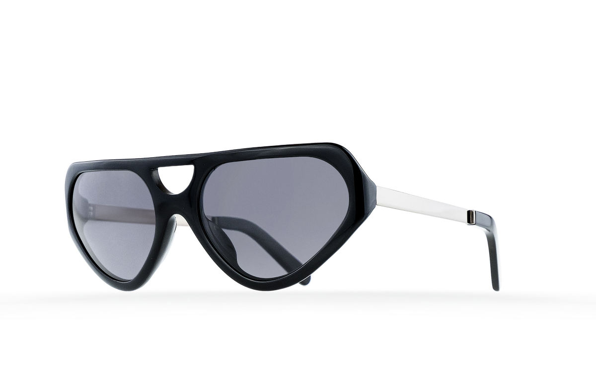 FAKBYFAK Fashion sunglasses Cyber Limbo Model 1. Black Code: 04/01/06