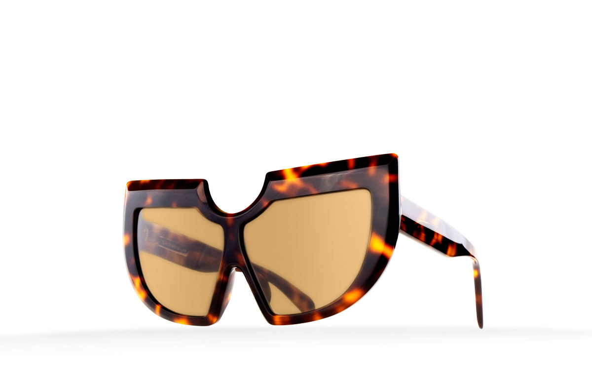 FAKBYFAK Fashion sunglasses Circumstellar Model 2. Tortoise Code: 05/02/02