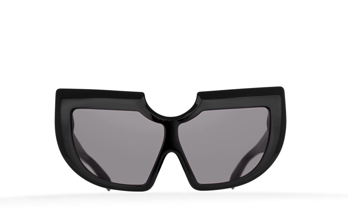 FAKBYFAK Fashion sunglasses Circumstellar Model 2. Black Code: 05/02/06
