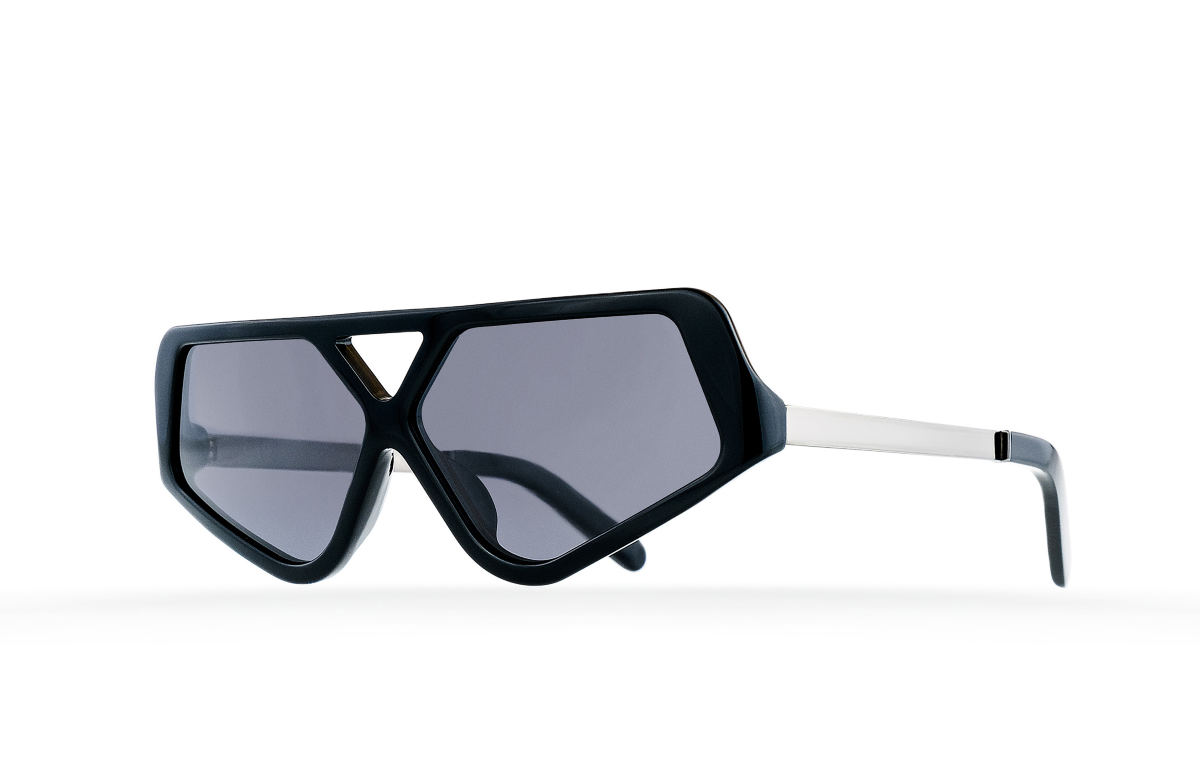 FAKBYFAK Fashion sunglasses Cyber Limbo Model 2. Black Code: 04/02/06