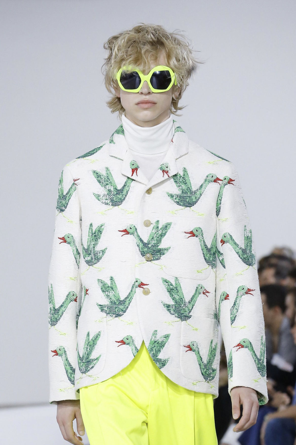 FAKBYFAK x Walter Van Beirendonck Couture sunglasses Donder Sunglasses. Neon Yellow Code: 09/14/07