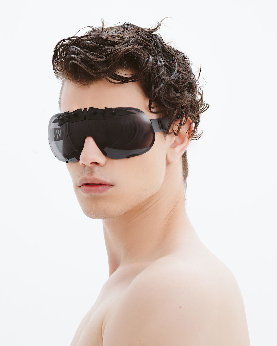 FAKBYFAK x Walter Van Beirendonck Designer sunglasses BlitZ Solar Shield Sunglasses. Black & Black Lightning Code: 23/01/04