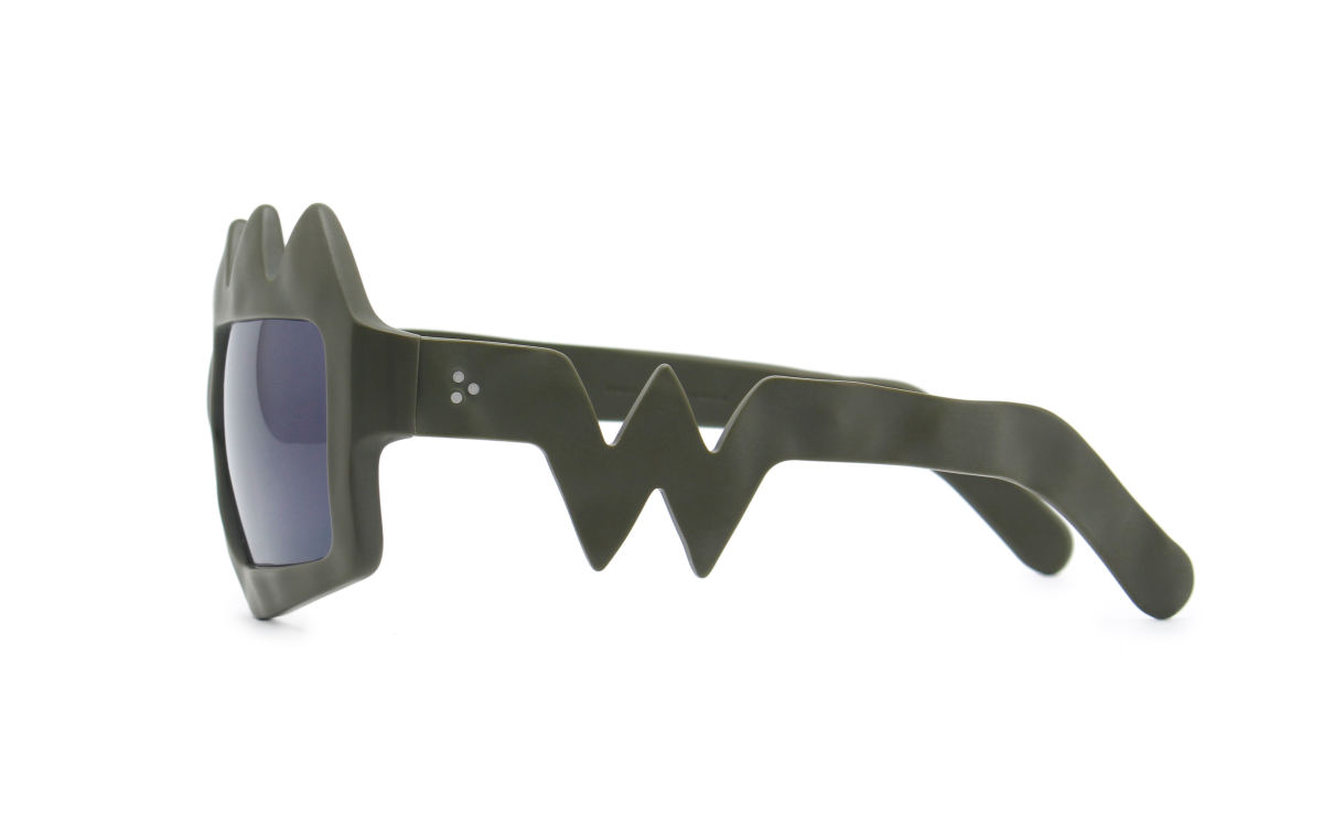 FAKBYFAK x Walter Van Beirendonck Couture sunglasses Bliksem Sunglasses. Military Green Code: 09/13/04